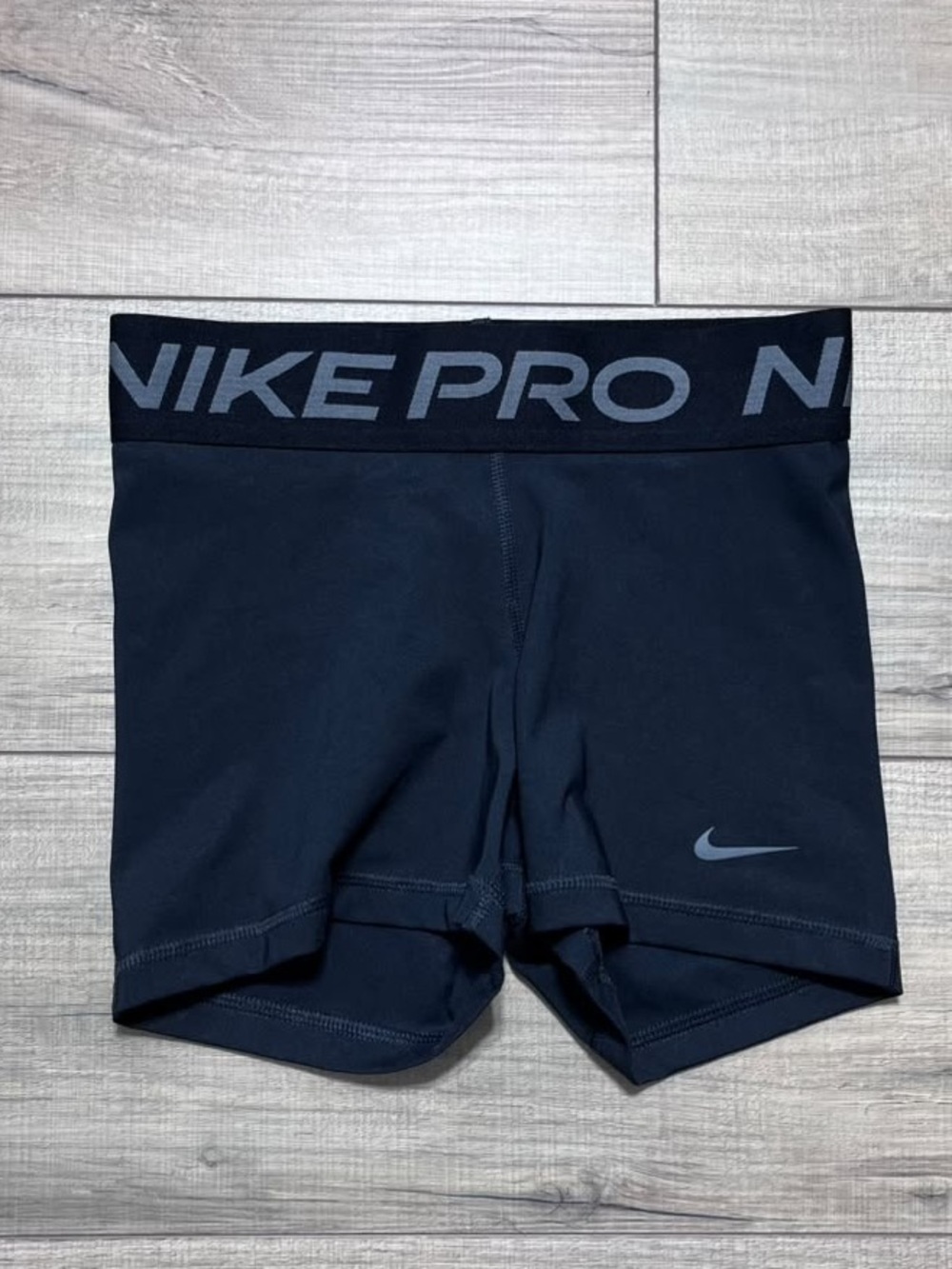 Nike Pro Girls Youth Dry-Fit 3” Shorts Size XS Black
